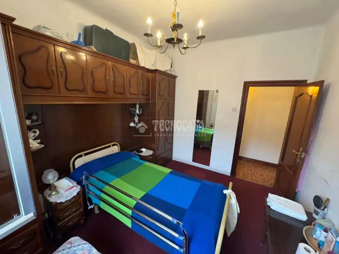 Habitación de Piso en venta en Bilbao  con Calefacción, Trastero y Balcón