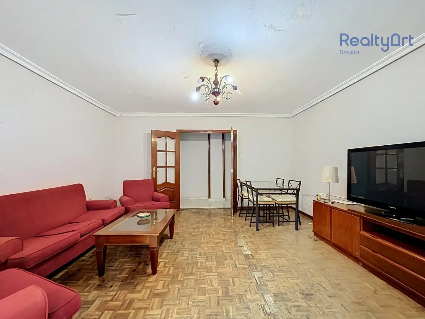 Sala d'estar de Pis en venda en Sevilla amb Aire condicionat, Parquet i Terrassa