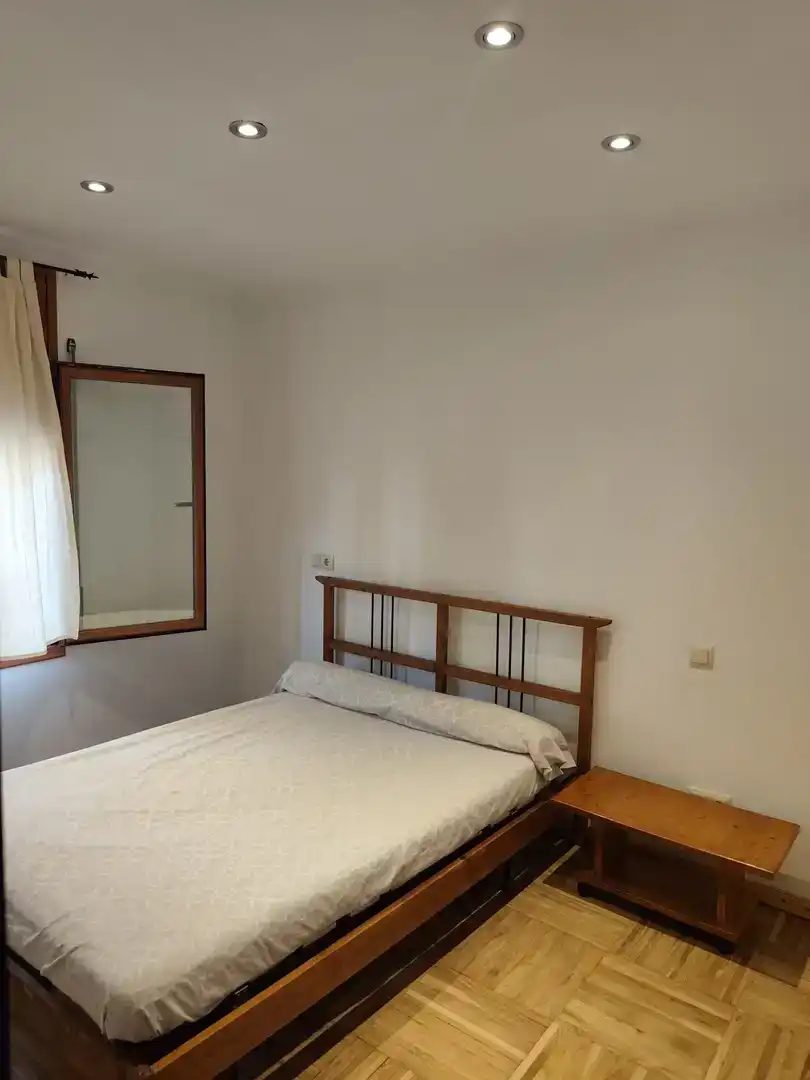 Dormitori de Pis de lloguer en Puigcerdà amb Jardí privat, Parquet i Traster