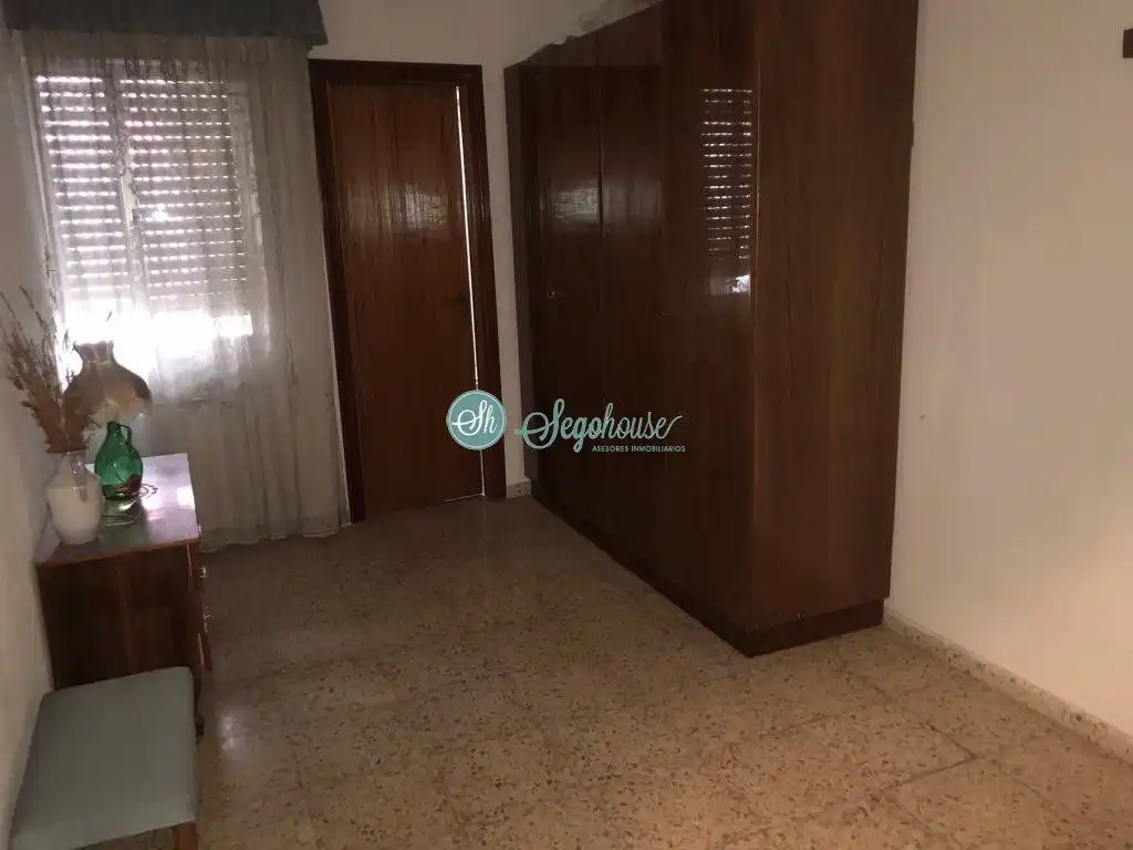 Habitación de Piso en venta en Segovia con Calefacción y Terraza