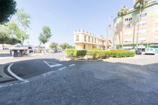 Casa-chalet en Venta en Centro