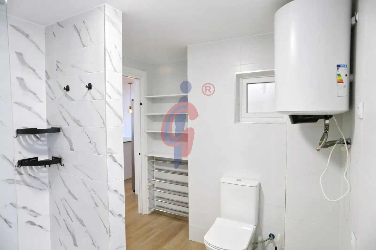 Baño de Apartamento en venta en Guardamar del Segura con Aire acondicionado, Calefacción y Amueblado