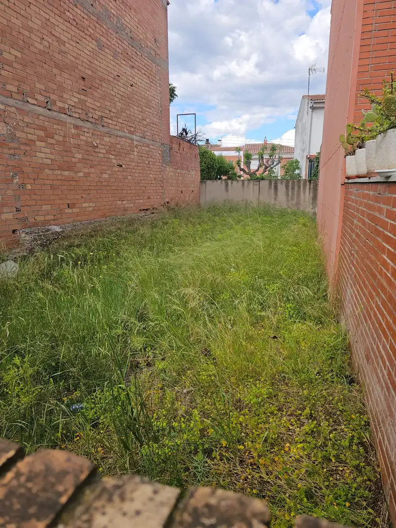 Terrenys i solars en venda a Carrer de l'Urgell