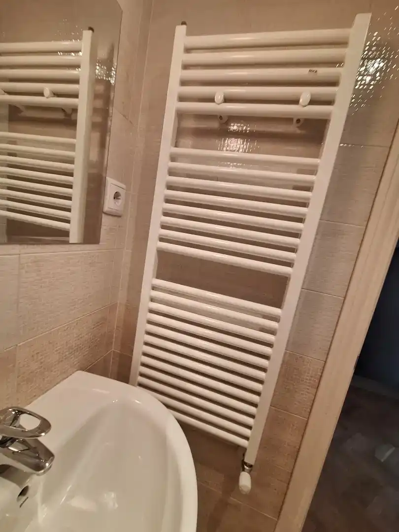 Bathroom of Detached homes for rent in Cobeña  with Oven, Washing machine and Microwave