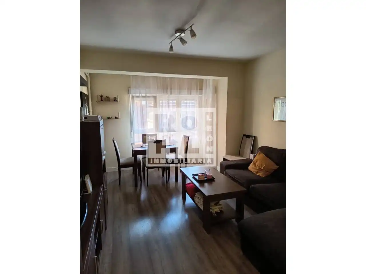 Living room of Flat for sale in León Capital   with Heating, Parquet flooring and Terrace