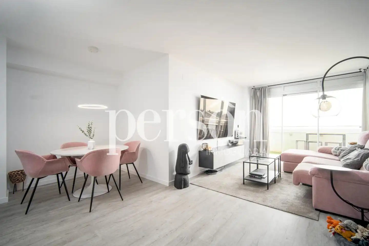 Sala de estar de Piso de alquiler en Valencia con Aire acondicionado, Calefacción y Terraza