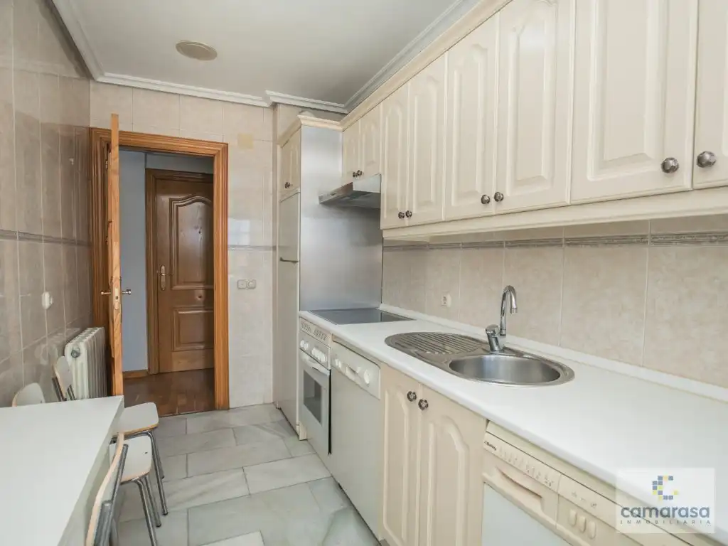 Kitchen of Flat for rent in Ávila  with Heating