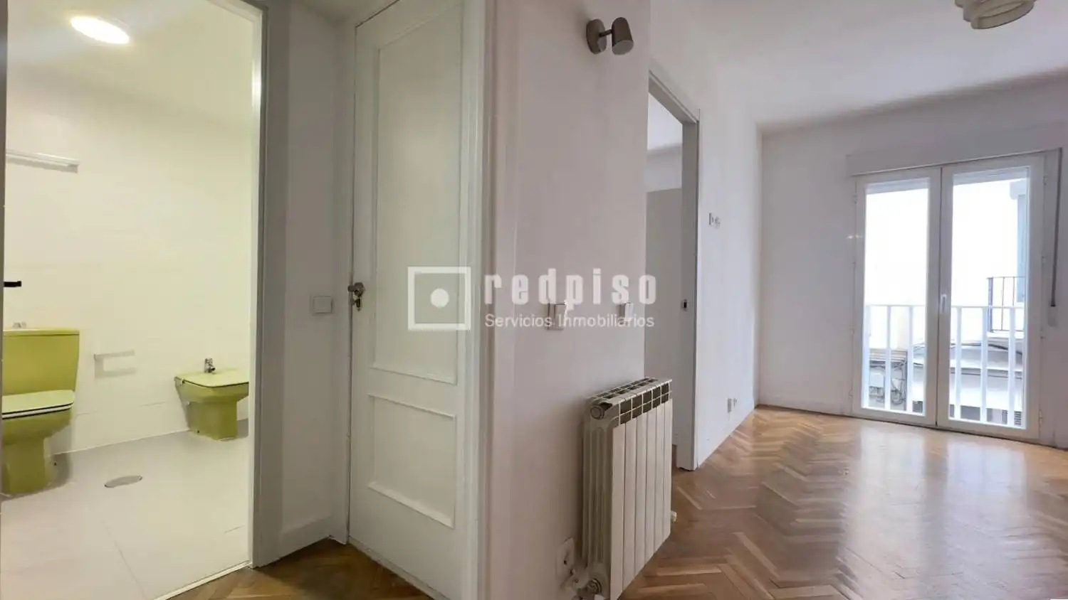 Flat for rent in Madrid  with Heating, Parquet flooring and Terrace