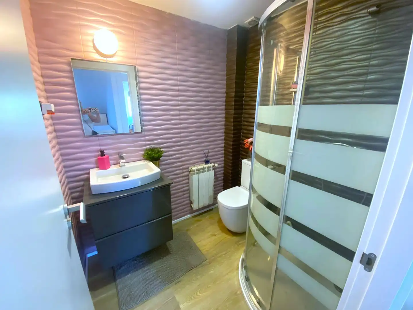 Bathroom of Houses for sale in Castro-Urdiales  with Heating, Private garden and Parquet flooring