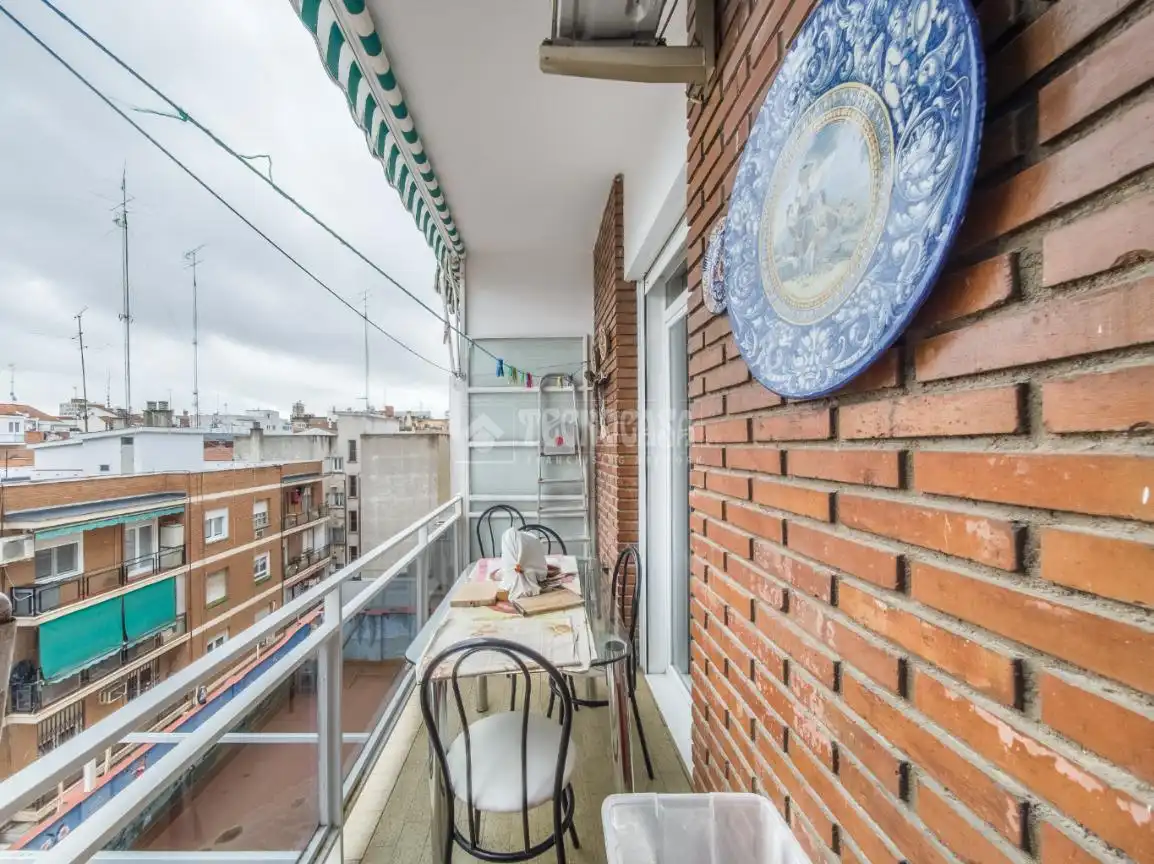 Terrasse von Wohnung zum Verkauf in Madrid mit Heizung, Parkett und Terrasse