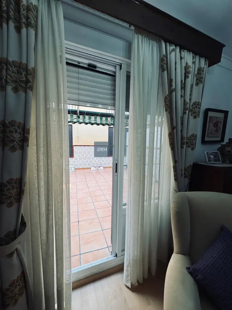 Bedroom of Flat for sale in Sanlúcar de Barrameda  with Air Conditioner, Heating and Parquet flooring