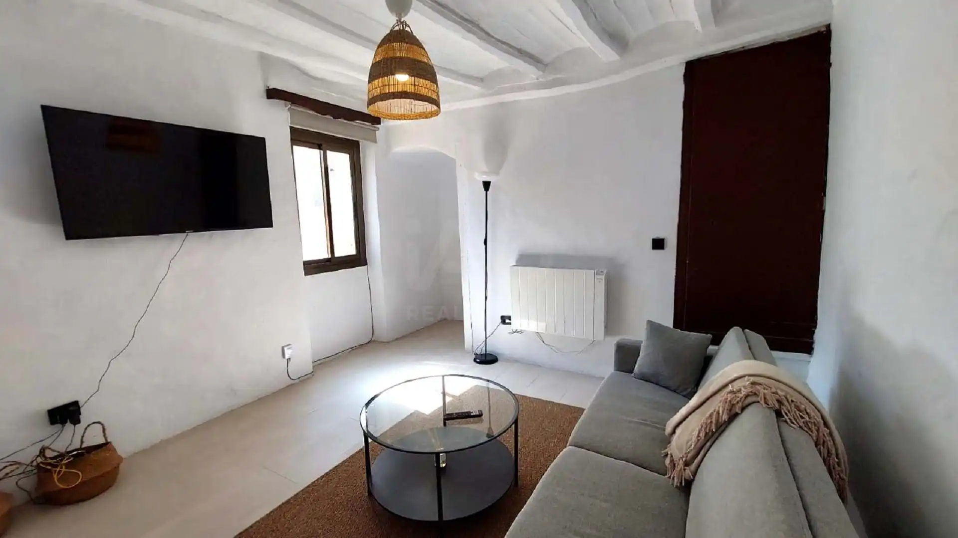 Country homes for sale in Montblanc