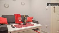 Bedroom of Flat to rent in  Madrid Capital  with Air Conditioner, Heating and Furnished