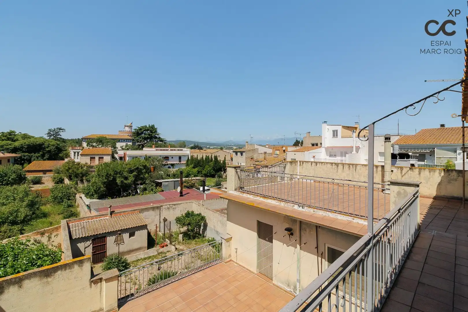 Vista exterior de Casa o xalet en venda en Vilabertran amb Calefacció, Jardí privat i Terrassa