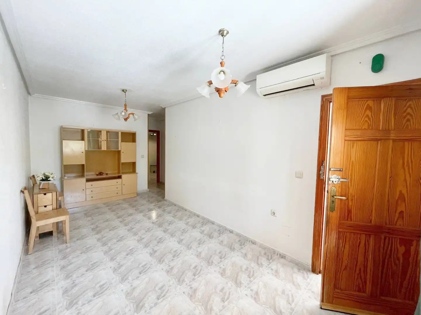 Sala d'estar de Casa o xalet en venda en Los Alcázares amb Aire condicionat, Calefacció i Terrassa