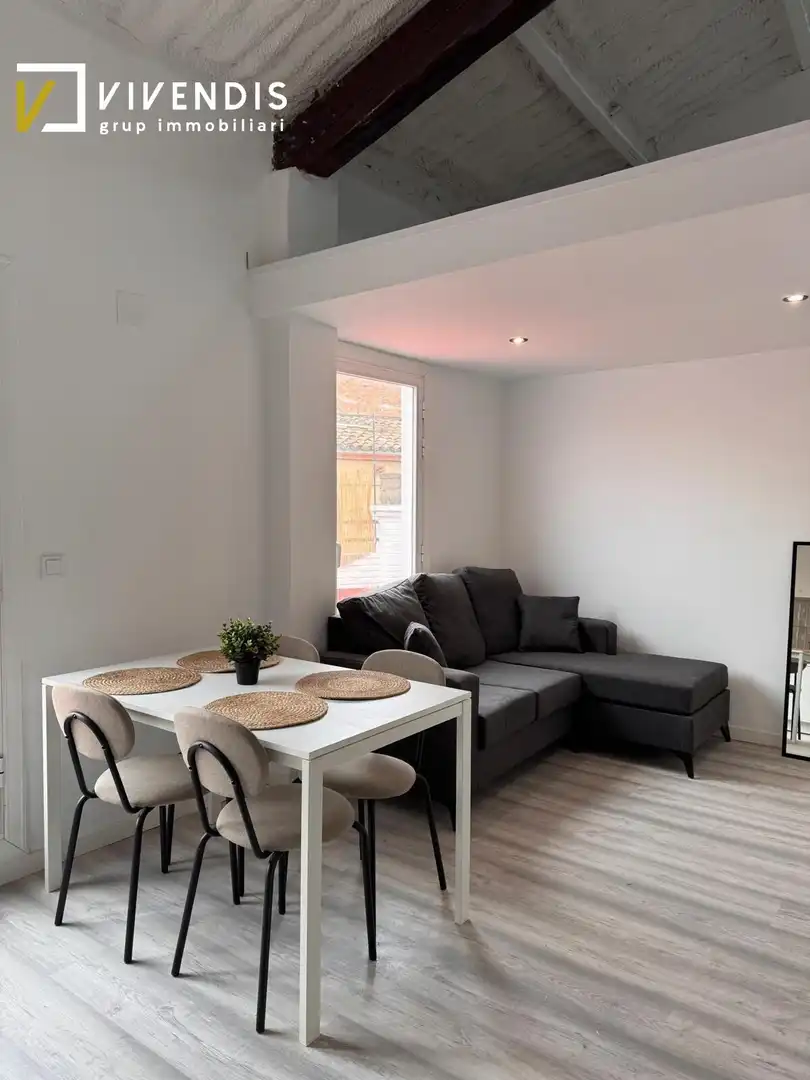 Sala d'estar de Pis en venda en Lleida amb Calefacció, Parquet i Terrassa