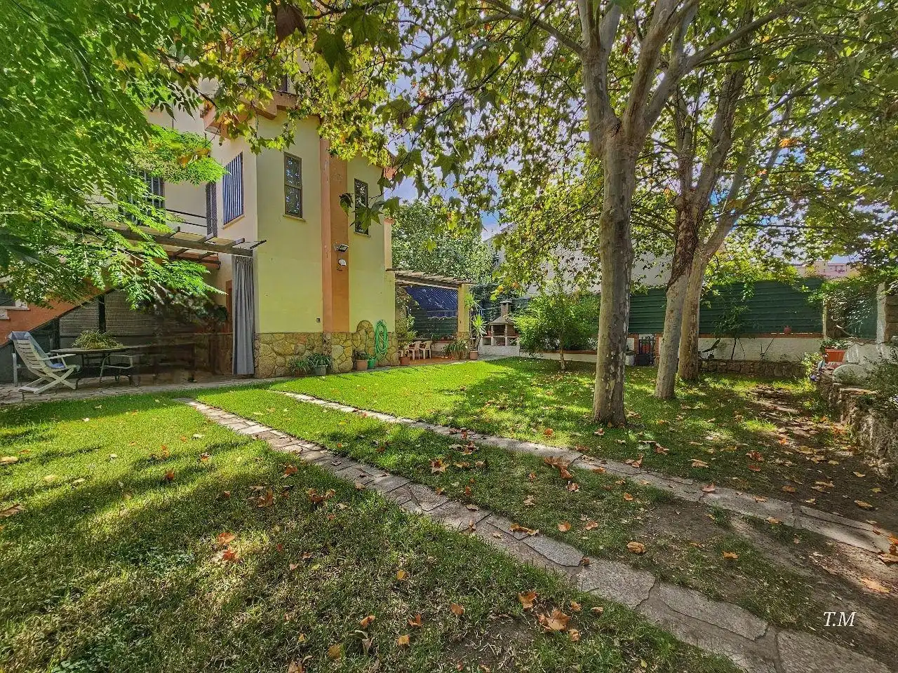 Chalet con jardín en venta en Aguas Vivas - La Zambomba