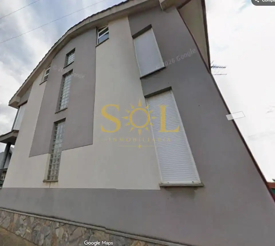 Vista exterior de Casa adosada en venta en Sariegos con Calefacción, Jardín privado y Terraza