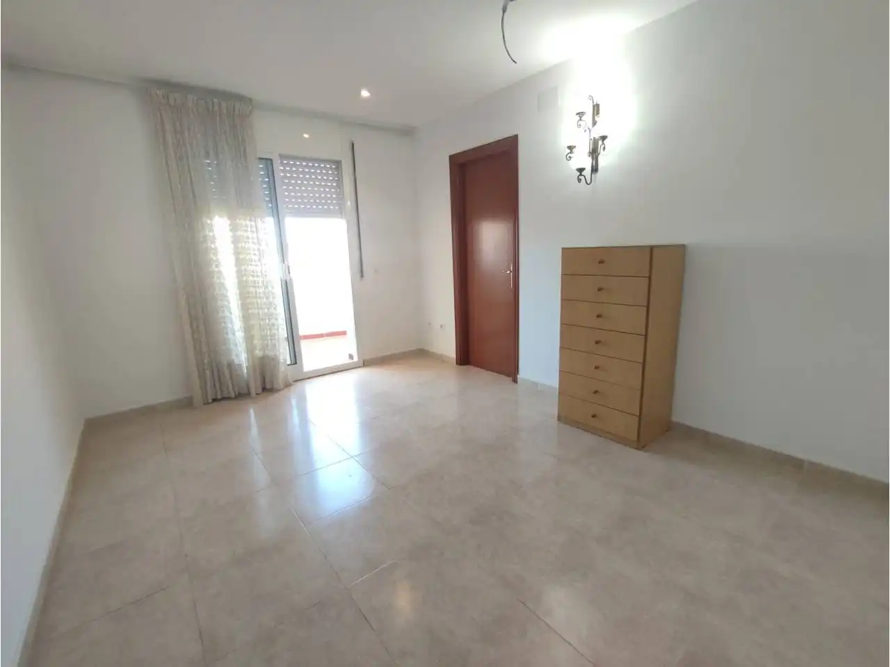 Dormitori de Casa o xalet en venda en La Granada amb Aire condicionat, Calefacció i Jardí privat