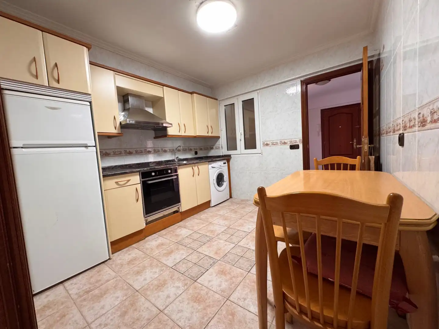 Cocina de Piso en venta en Pasaia con Trastero, Amueblado y Lavadora