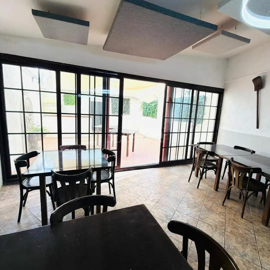 Commercial properties for sale in Villaconejos  with Air Conditioner