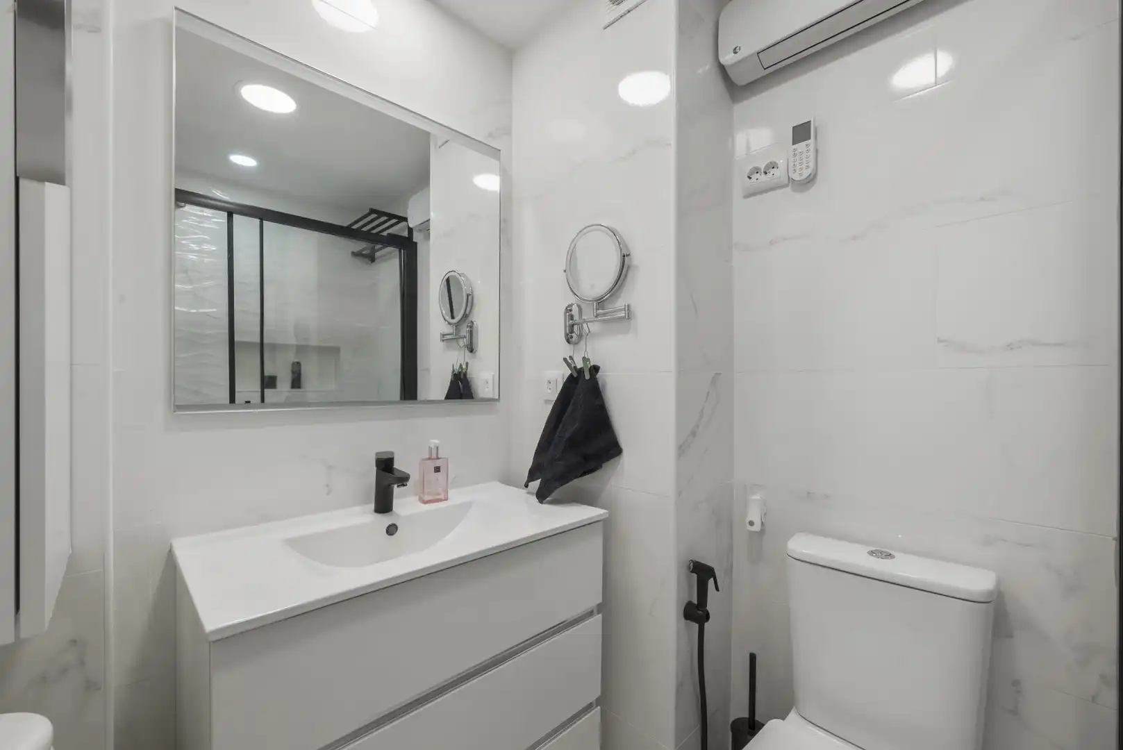 Baño de Ático en venta en Mijas con Aire acondicionado, Terraza y Piscina