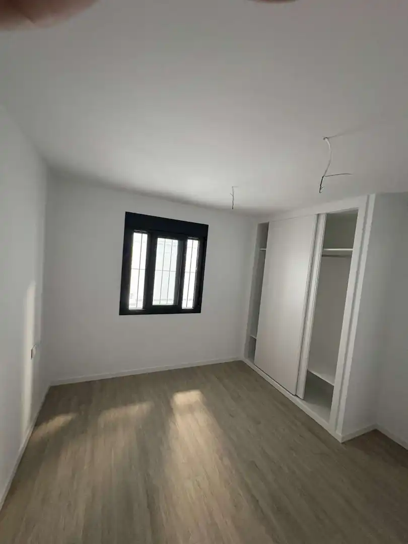 Dormitori de Apartament en venda en Málaga amb Parquet, Terrassa i Piscina