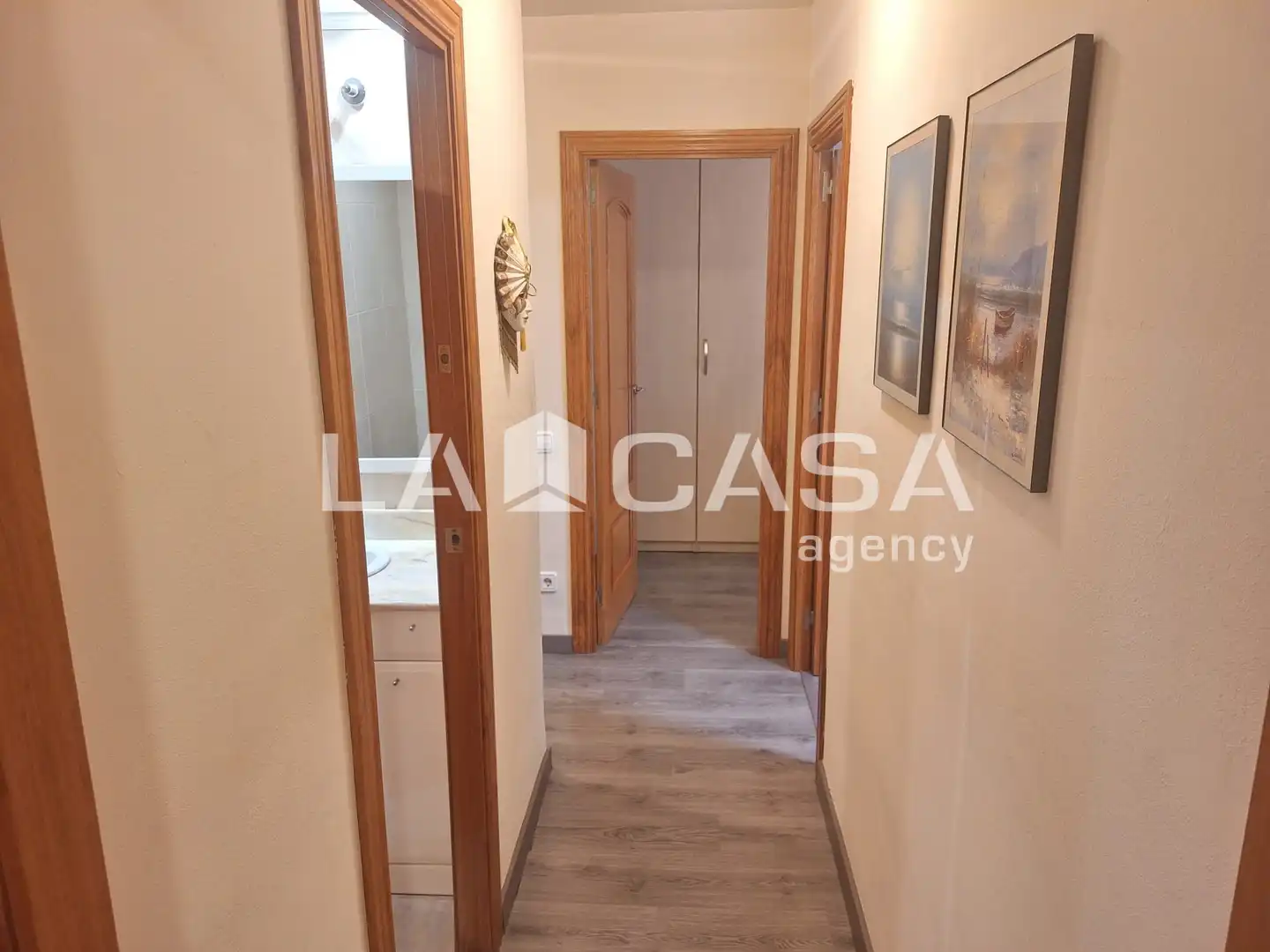 Piso en venta en Santa Coloma de Gramenet con Calefacción y Jardín privado