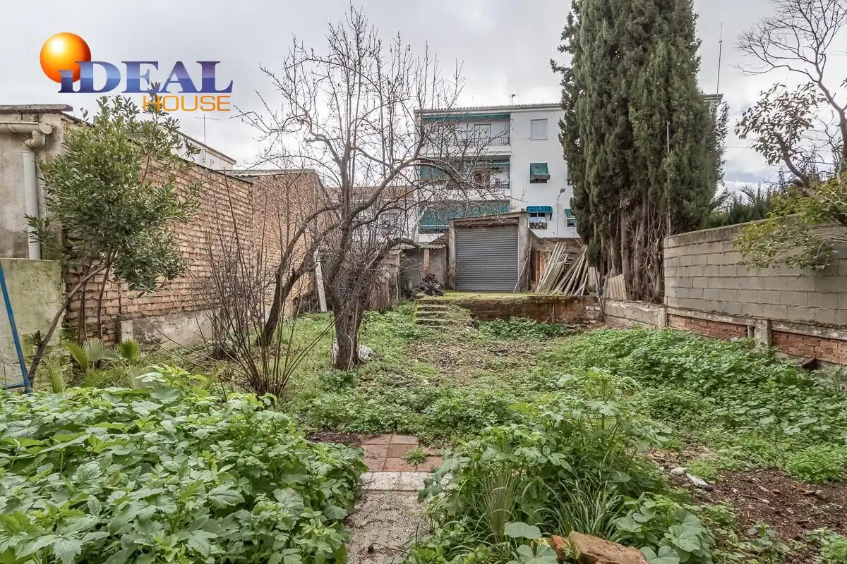 Adossat amb jardí en venda a Calle ANTONIO MACHADO, imagen 2