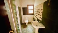 Bathroom of Flat for sale in A Guarda    with Parquet flooring and Balcony