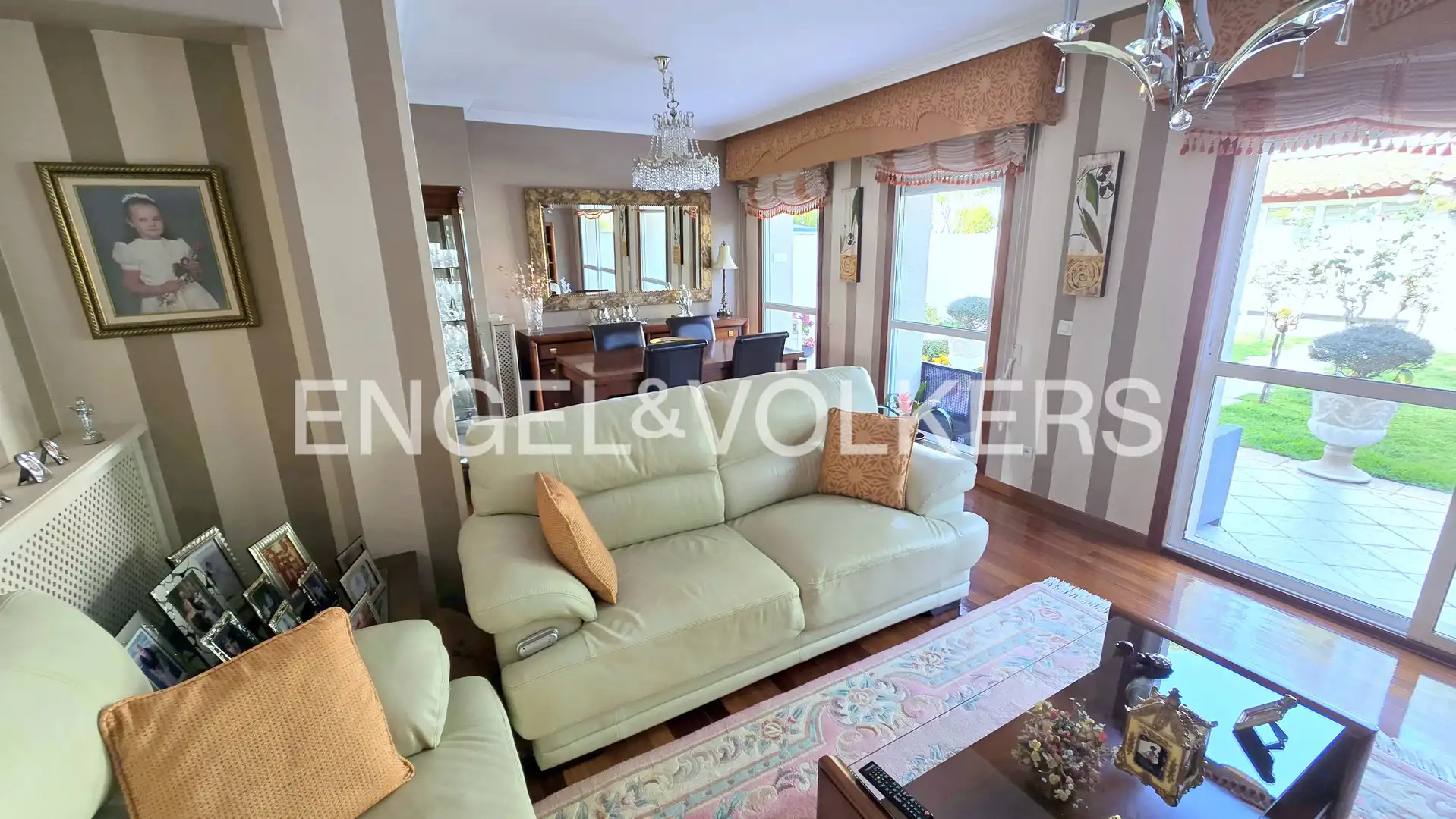 Living room of Detached homes for sale in Vigo   with Heating, Private garden and Terrace