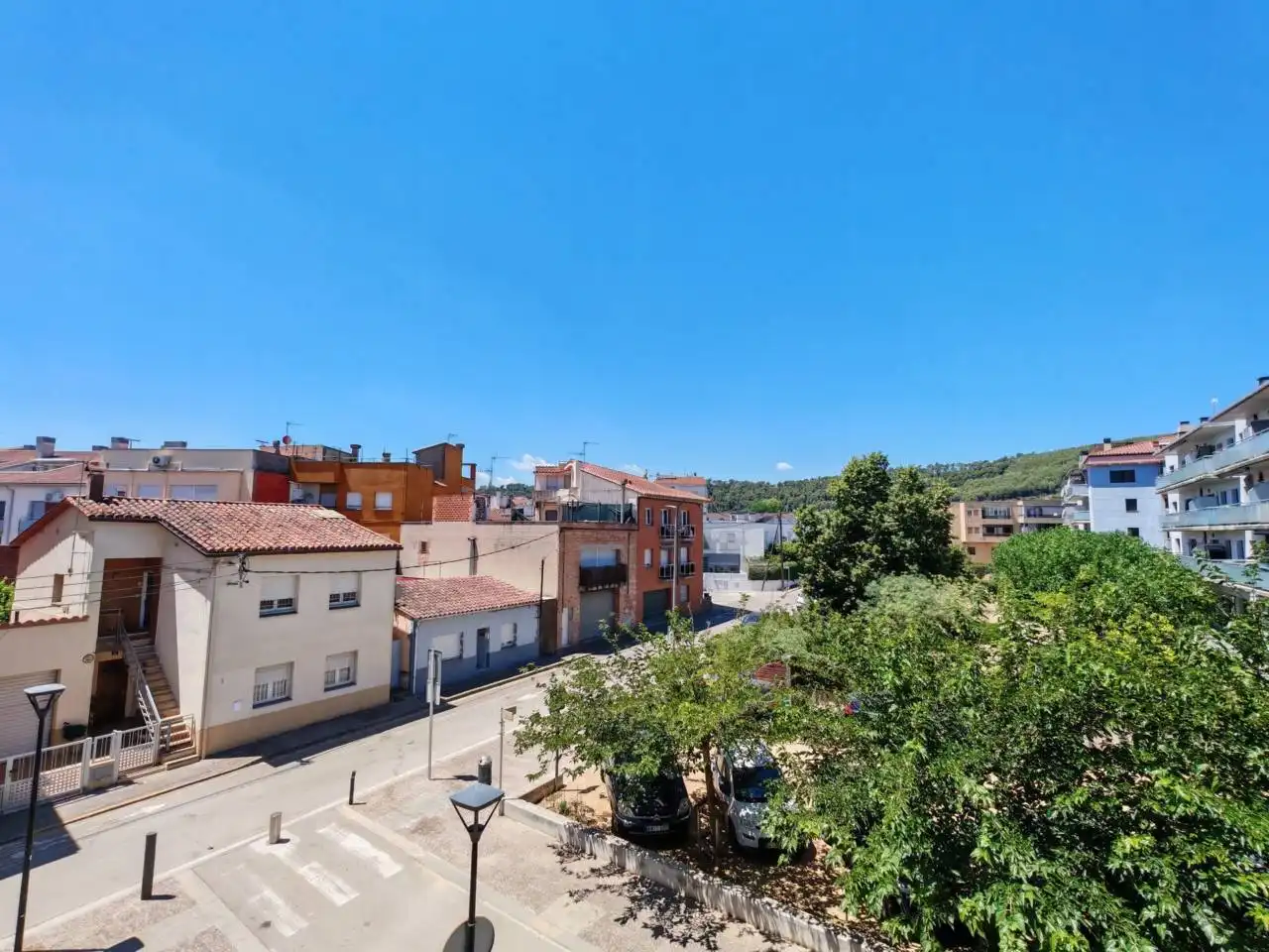 Vista exterior de Pis en venda en Sant Julià de Ramis amb Aire condicionat, Calefacció i Balcó