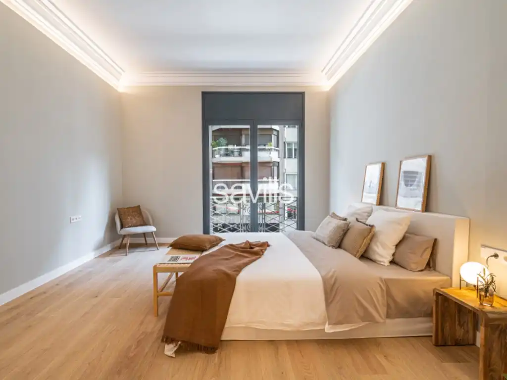 Habitación de Apartamento en venta en Barcelona con Aire acondicionado, Horno y Lavadora