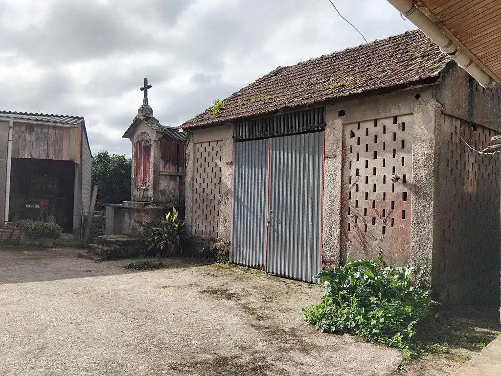 Vista exterior de Casa adosada en venta en Paderne con Calefacción, Jardín privado y Horno