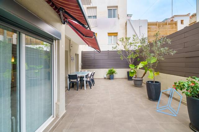 Piso en Venta en El Camp d'en Grassot i Gràcia Nova
