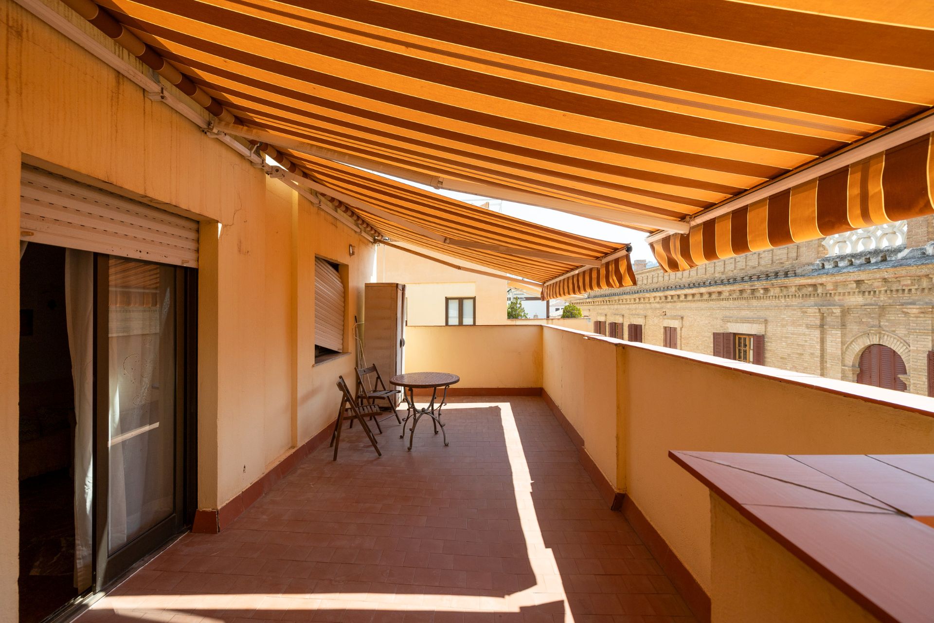 Terrace of Attic to rent in  Granada Capital  with Air Conditioner, Terrace and Furnished