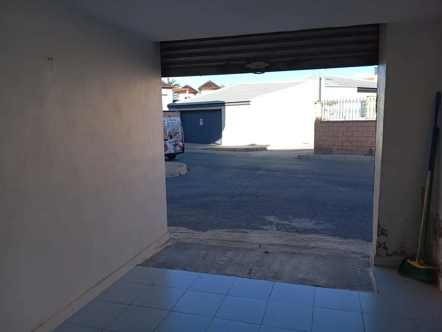 Vista exterior de Garaje en venta en Cartagena