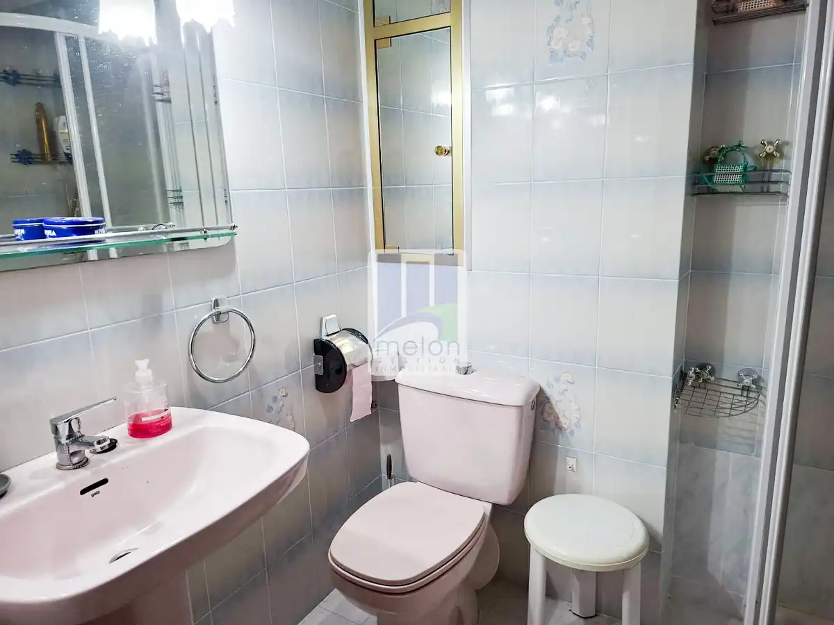 Baño de Piso en venta en Burgos con Trastero