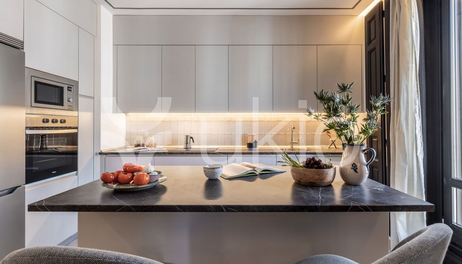 Apartamento de alquiler en Calle de Luchana, Trafalgar - Imagen 4
