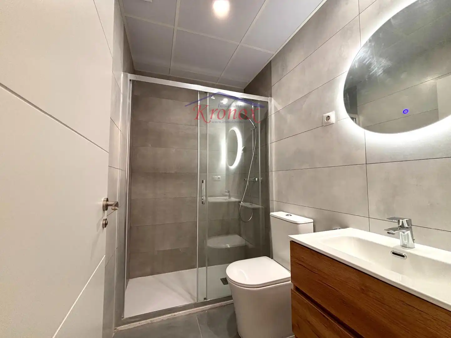 Baño de Piso en venta en Madrid con Aire acondicionado y Calefacción