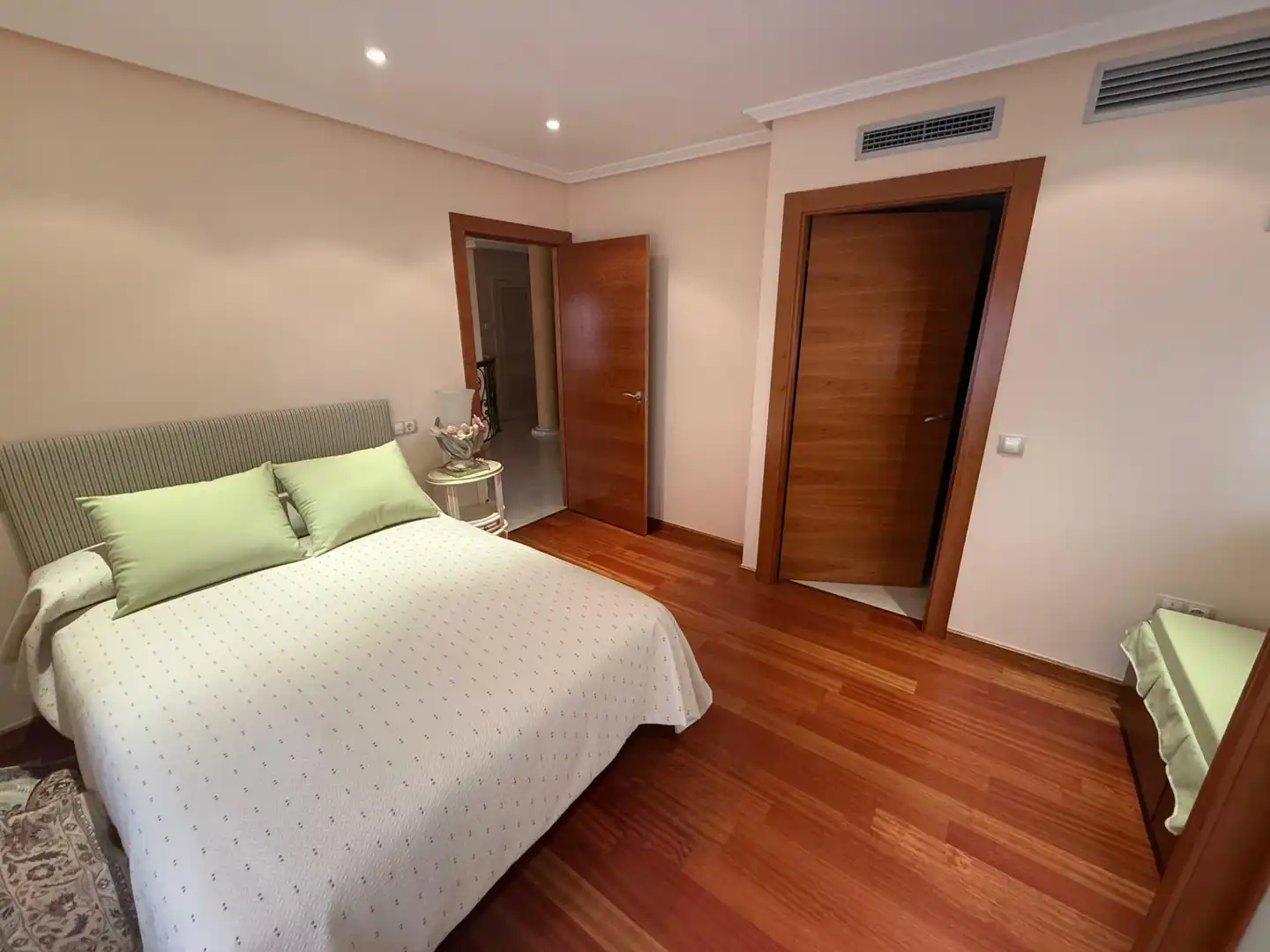 Schlafzimmer von Gebäude zum Verkauf in Astorga mit Alarm