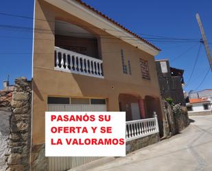 Exterior view of Country house for sale in Zarza de Montánchez  with Terrace and Balcony