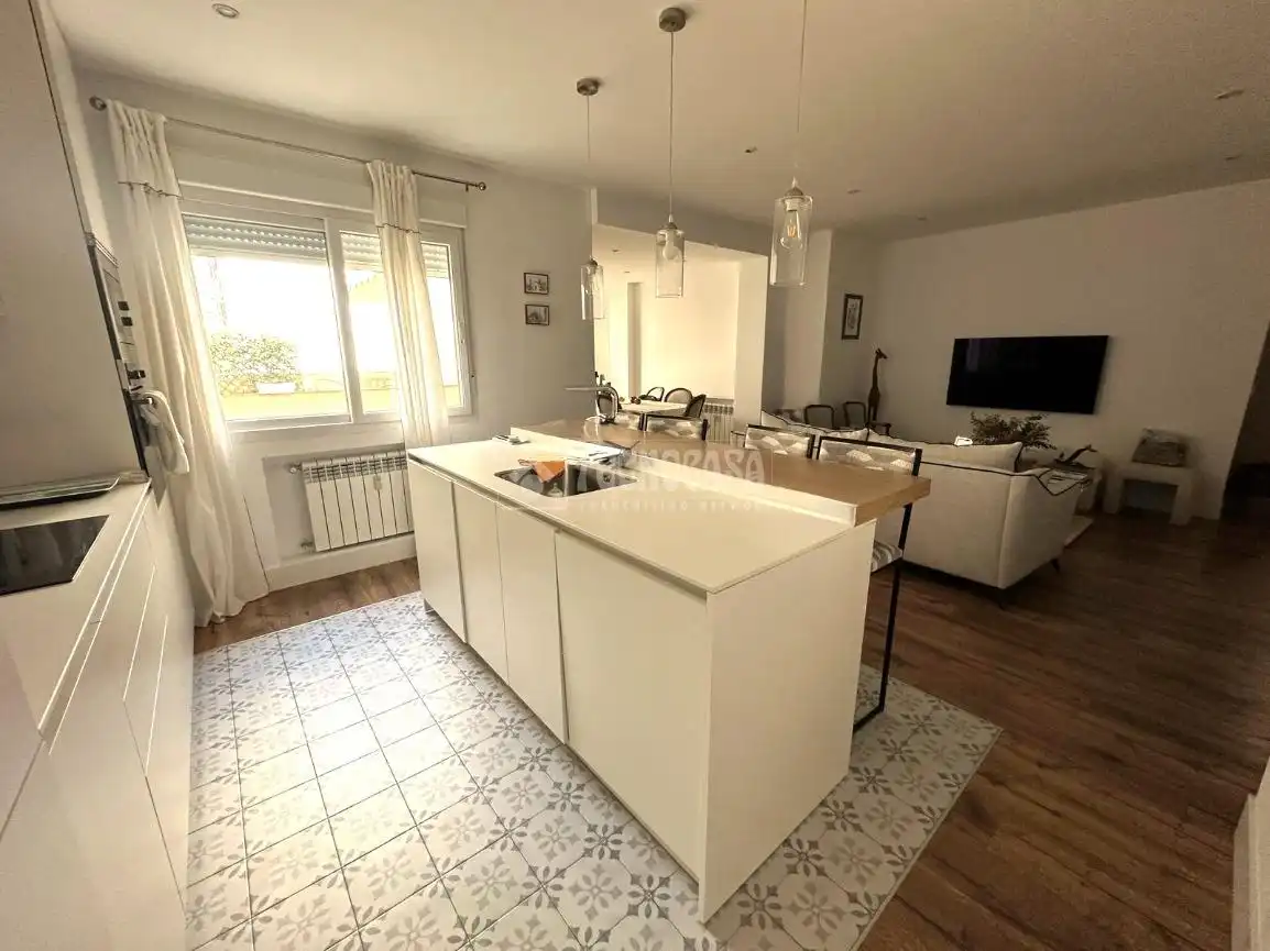 Cocina de Piso en venta en Madrid con Aire acondicionado y Terraza
