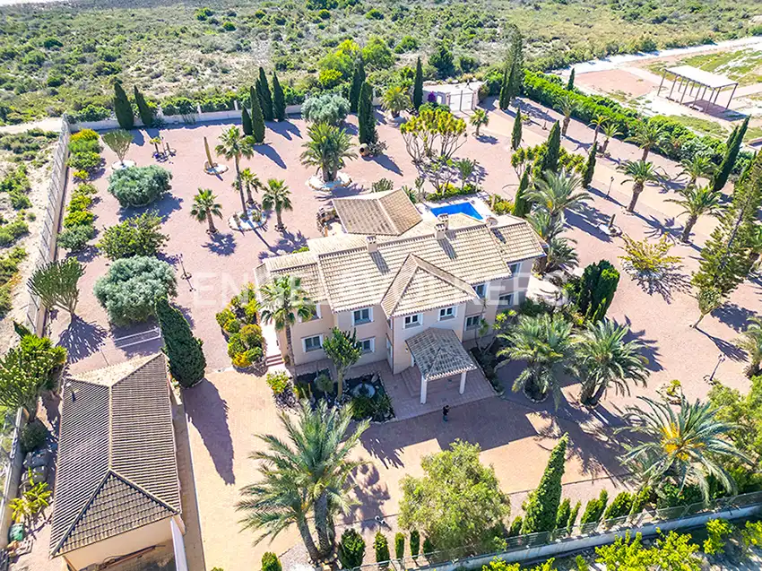 Exterior view of Houses for sale in Elche / Elx  with Air Conditioner, Heating and Private garden