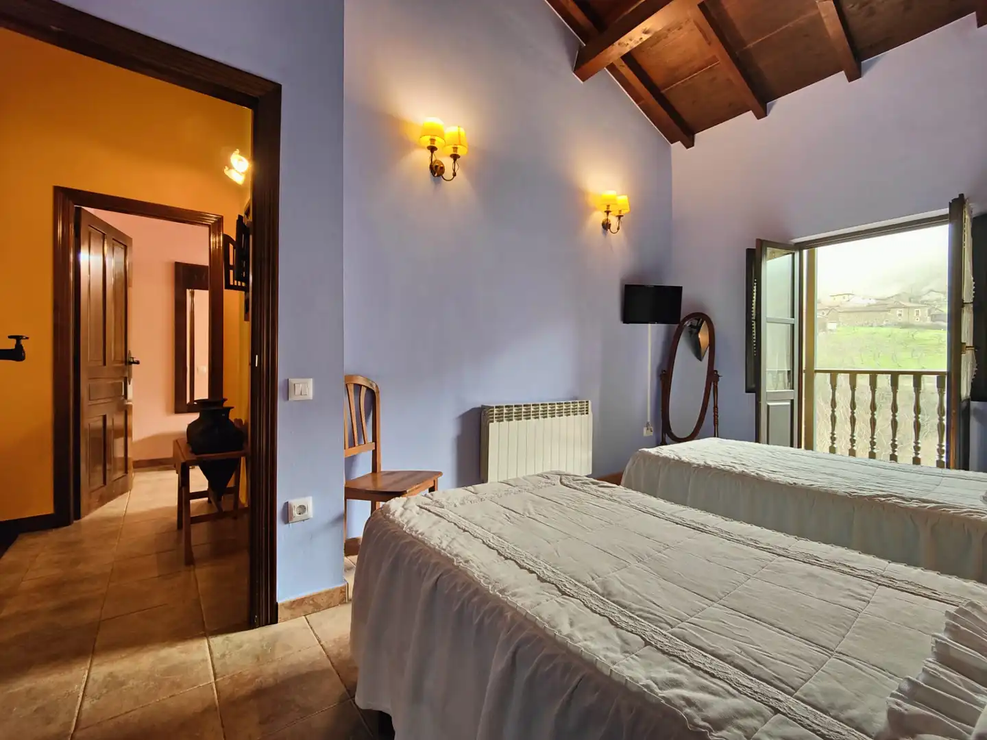 Habitación de Casa o chalet en venta en Quirós con Jardín privado, Amueblado y Balcón