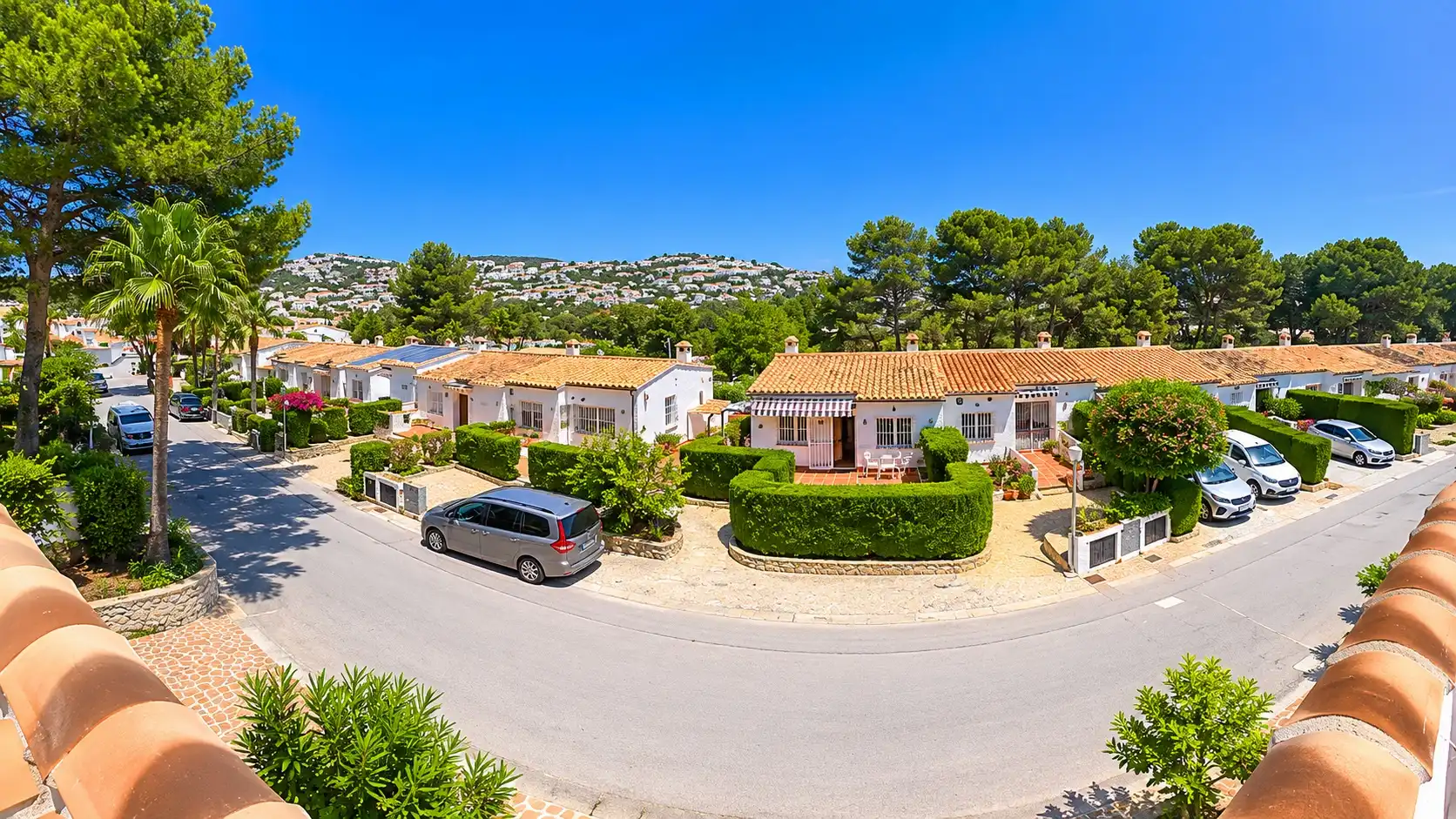 Adosado con jardín en venta en Pinar del Advocat - Cometa