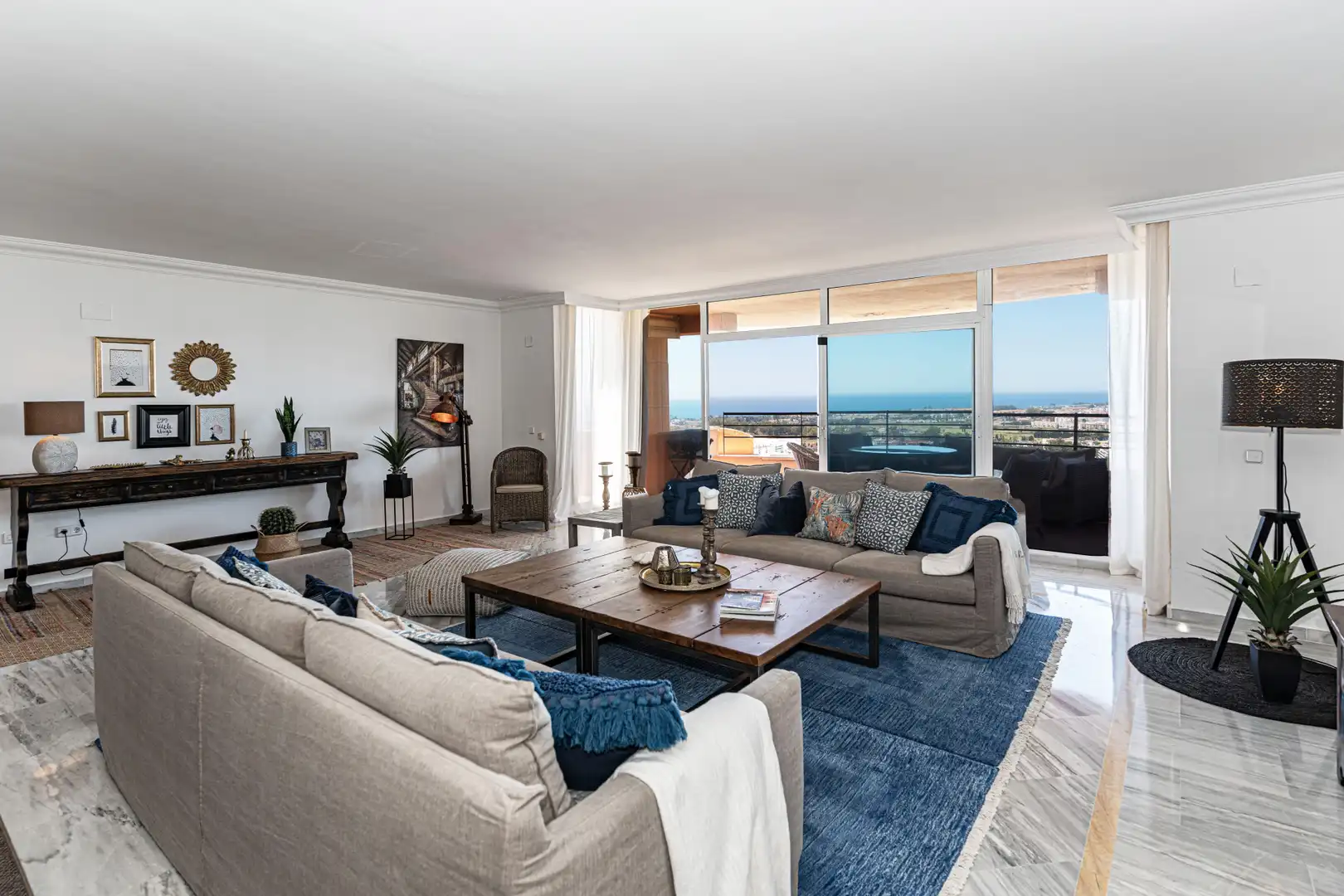 Apartament amb piscina en venda a Marbella Centro