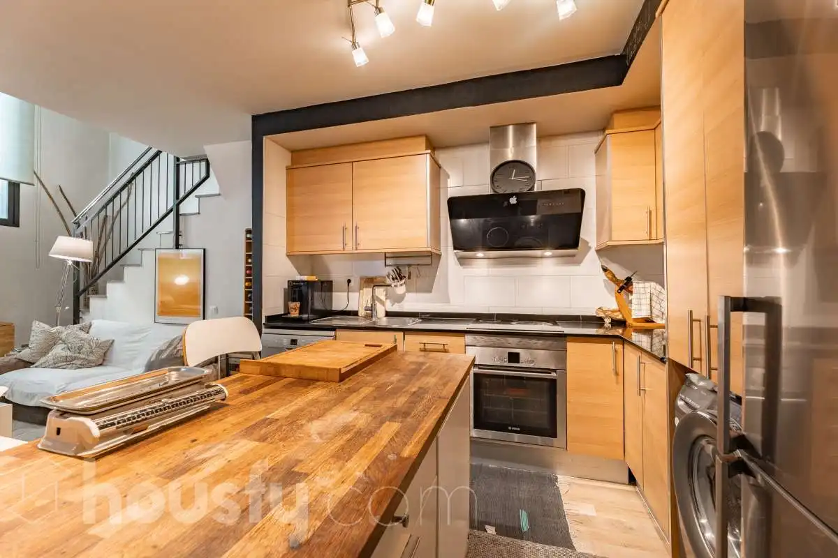Kitchen of Duplexes for sale in L'Hospitalet de Llobregat  with Air Conditioner, Heating and Parquet flooring