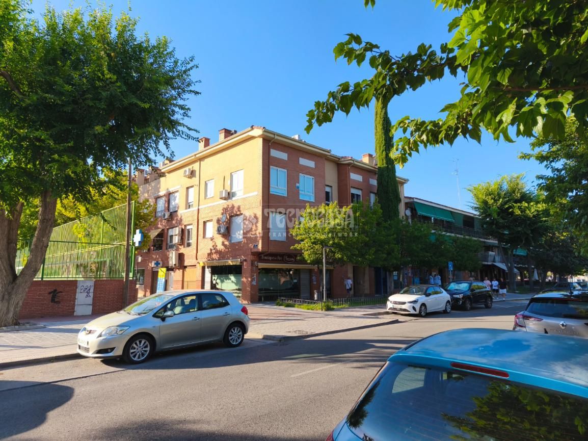 Exterior view of Flat for sale in Azuqueca de Henares  with Air Conditioner, Heating and Storage room