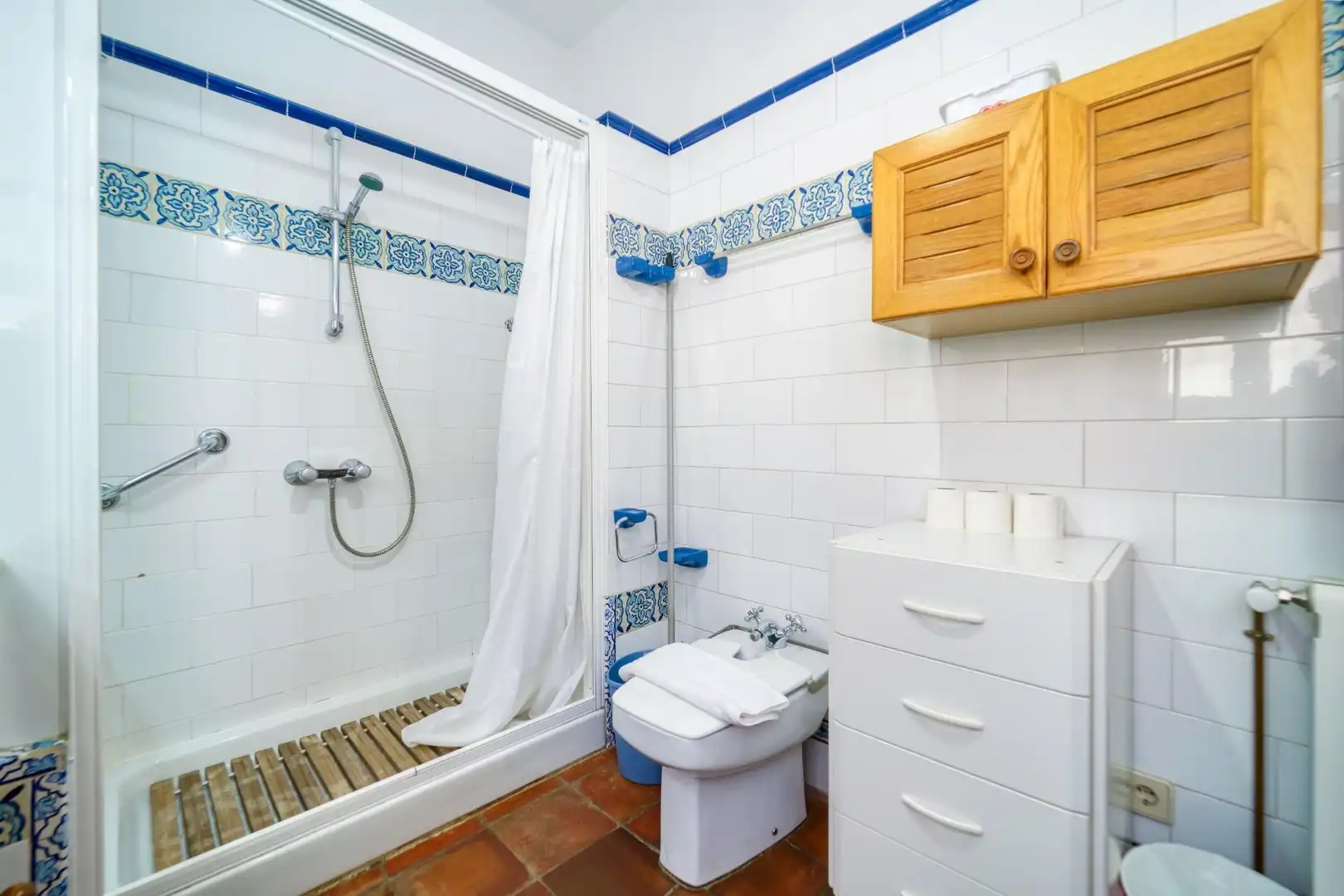 Baño de Casa o chalet en venta en Granada con Aire acondicionado, Calefacción y Jardín privado